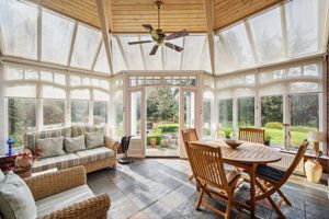 Garden room- click for photo gallery
